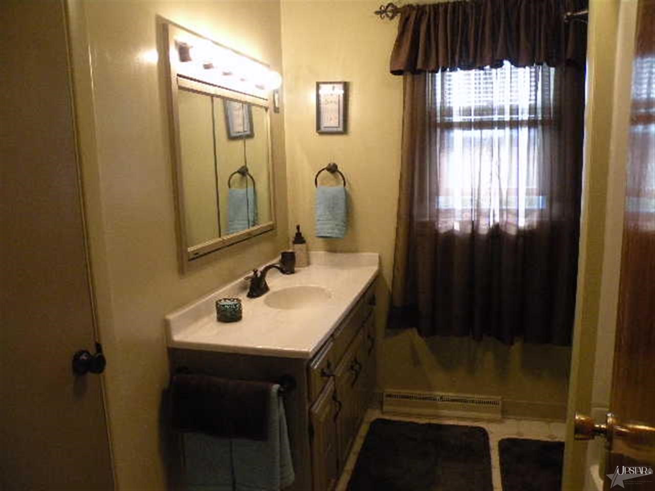 9105 Winchester Road Fort Wayne, IN 46819 - Photo 7 of 29