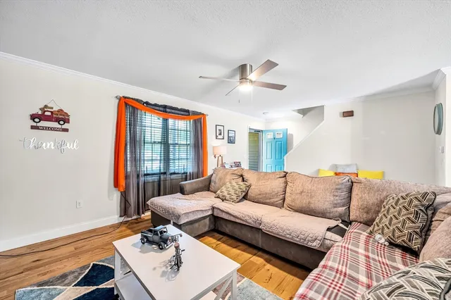 $470,000 | 31 Acrebrook Road, Springfield, MA 01129