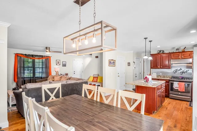 $470,000 | 31 Acrebrook Road, Springfield, MA 01129