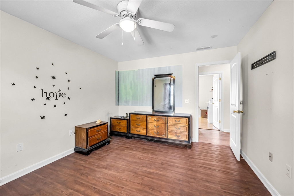 31 Acrebrook Road Springfield, MA 01129 - Photo 34 of 42