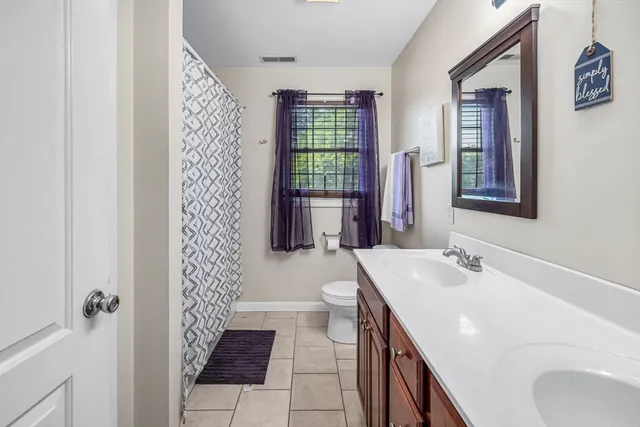 $470,000 | 31 Acrebrook Road, Springfield, MA 01129