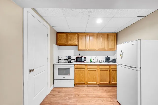 $470,000 | 31 Acrebrook Road, Springfield, MA 01129