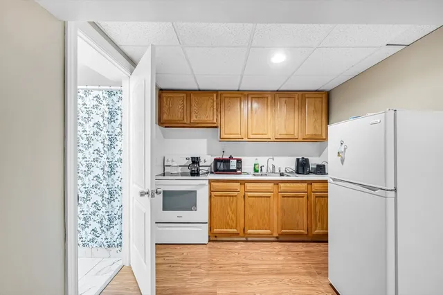 $470,000 | 31 Acrebrook Road, Springfield, MA 01129