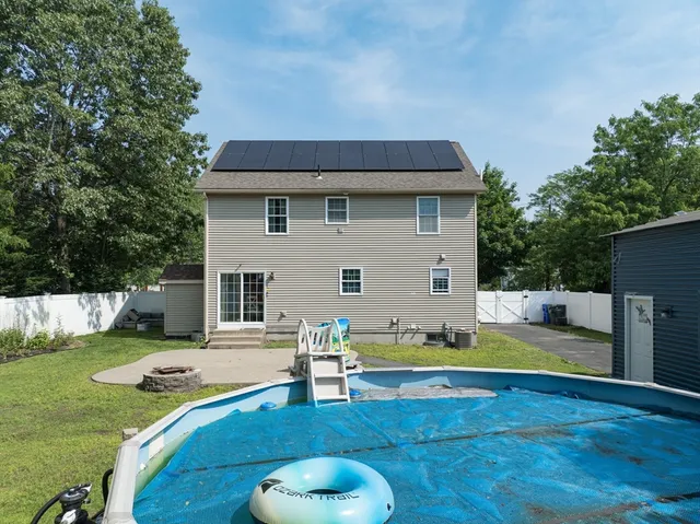 $470,000 | 31 Acrebrook Road, Springfield, MA 01129