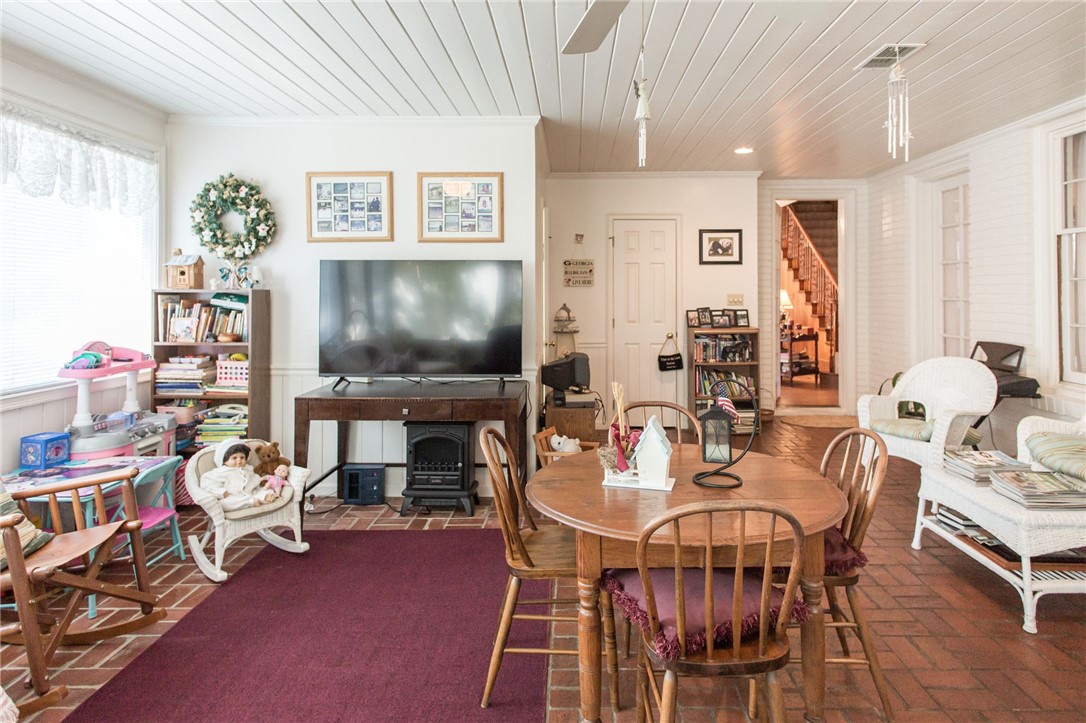 706 Cherokee Circle Waycross, GA 31501 - Photo 27 of 46