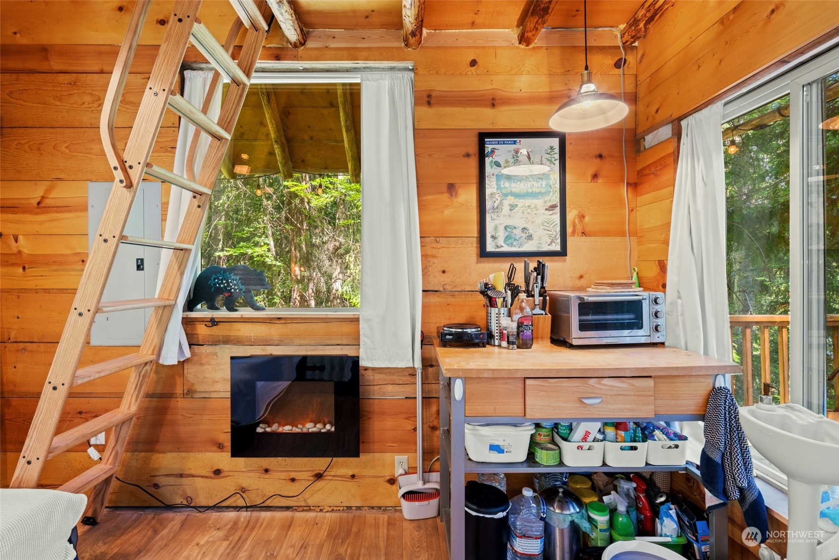 15869 Cedar Brae Road Leavenworth, WA 98826 - Photo 6 of 19 a building with an outdoor space