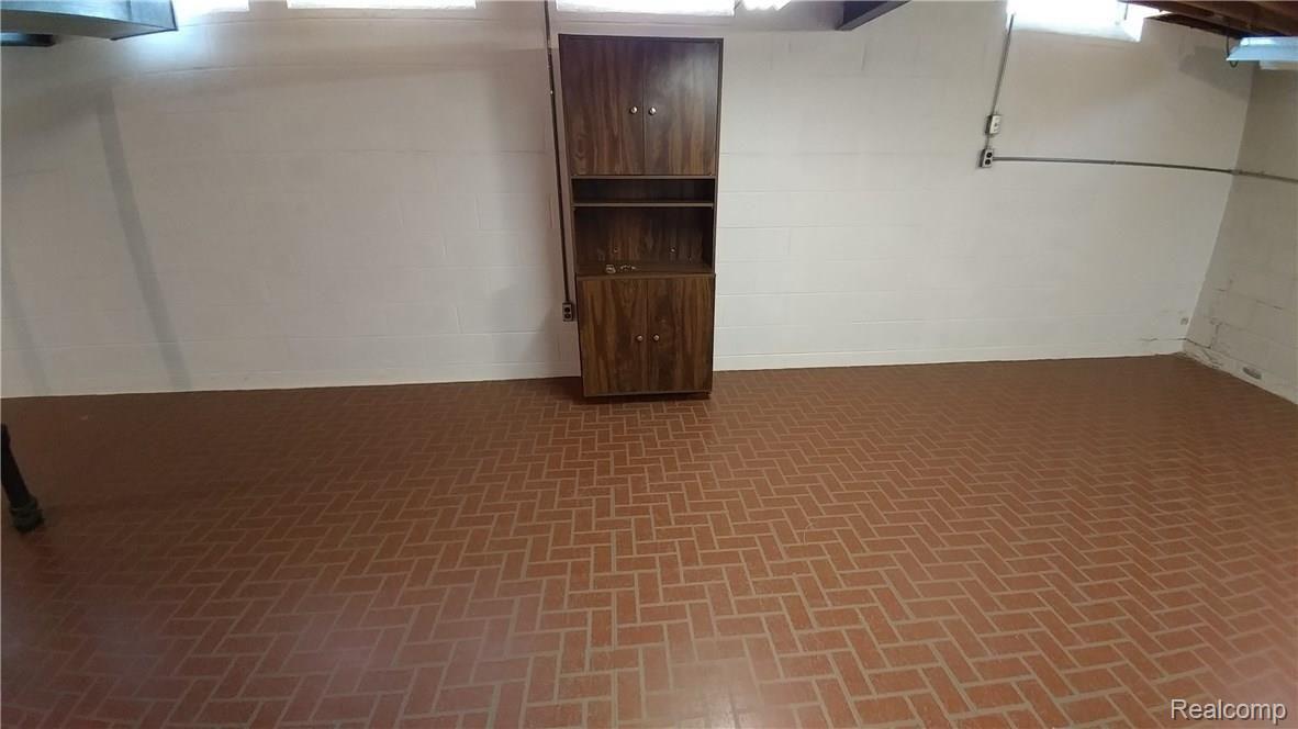 3884 Ruthland Road Troy, MI 48084 - Photo 15 of 27 20171108_122855_HDR.jpg