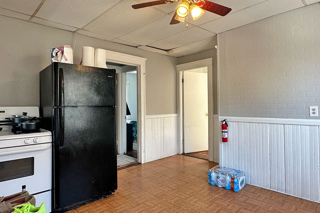 187 Sisson Street Pawtucket, RI 02860 - Photo 15 of 30 3rd floor