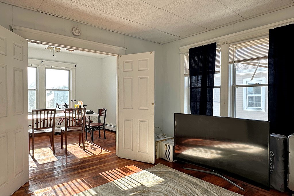 187 Sisson Street Pawtucket, RI 02860 - Photo 17 of 30 3rd floor