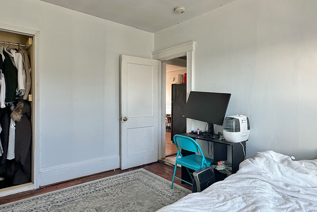 187 Sisson Street Pawtucket, RI 02860 - Photo 21 of 30 3rd floor