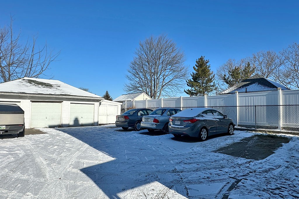 187 Sisson Street Pawtucket, RI 02860 - Photo 5 of 30