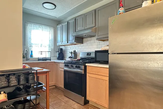 $660,000 | 187 Sisson Street, Pawtucket, RI 02860