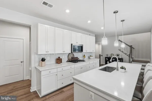 $834,990 | 1555 Meadowlark Glen Road, Dumfries, VA 22026