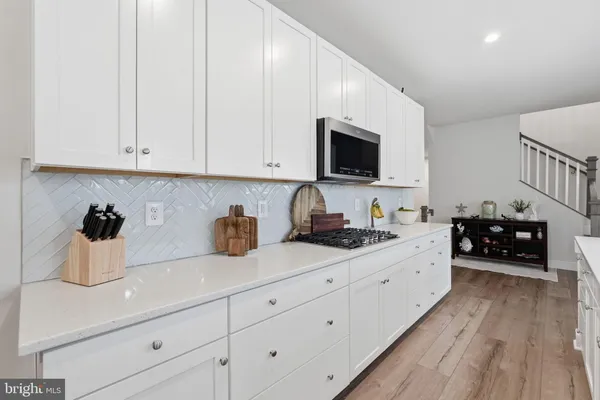 $834,990 | 1555 Meadowlark Glen Road, Dumfries, VA 22026