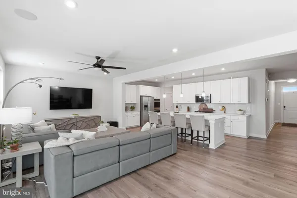 $834,990 | 1555 Meadowlark Glen Road, Dumfries, VA 22026