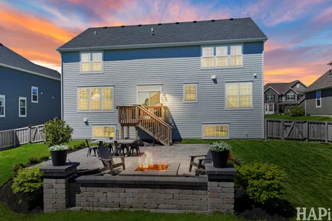 $725,000 | 1849 Amarillo Blvd., Elgin, IL 60124
