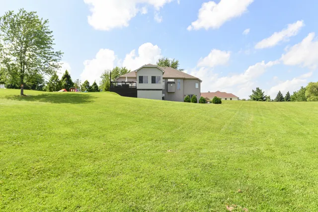 $660,000 | 2933 Sun Meadow Court, Delavan, WI 53115