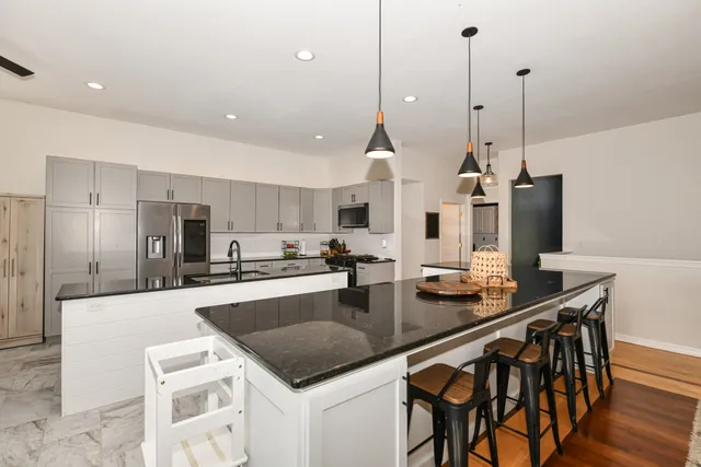 $660,000 | 2933 Sun Meadow Court, Delavan, WI 53115