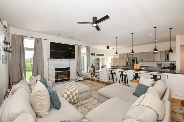 $660,000 | 2933 Sun Meadow Court, Delavan, WI 53115