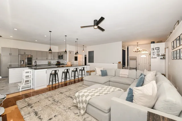 $660,000 | 2933 Sun Meadow Court, Delavan, WI 53115