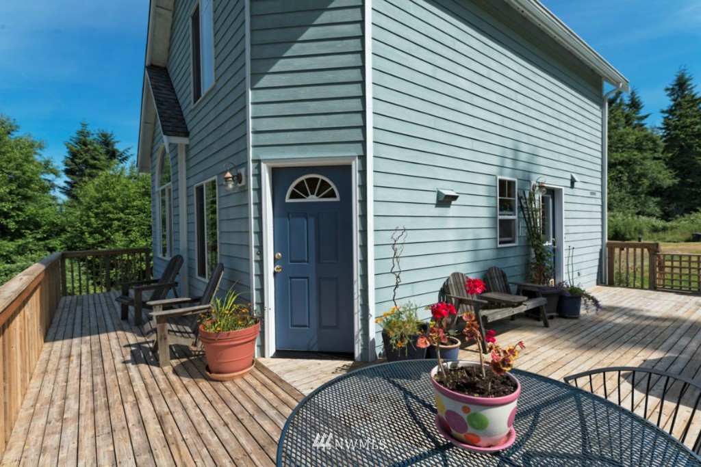 757 Conn Road Coupeville, WA 98239 - Photo 3 of 15 Gallery Image 3