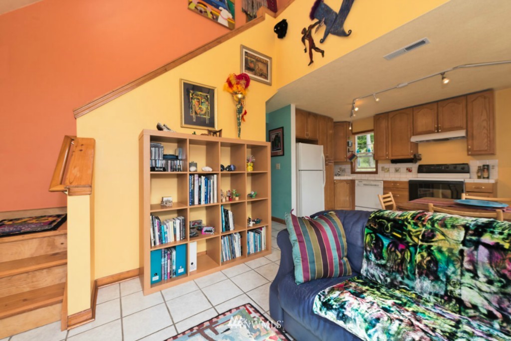 757 Conn Road Coupeville, WA 98239 - Photo 5 of 15 Gallery Image 5