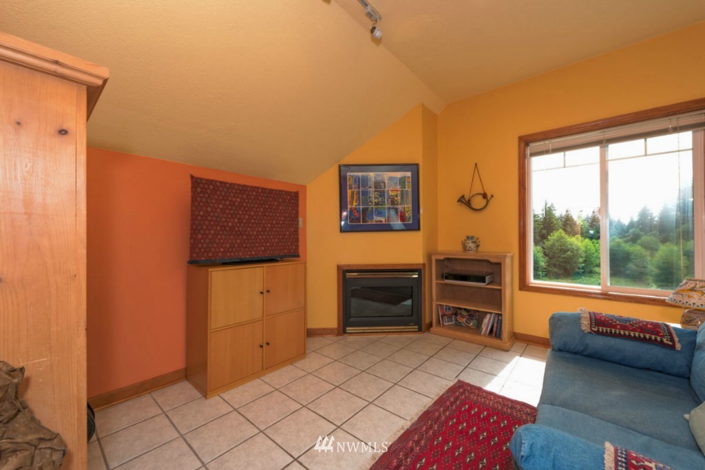 757 Conn Road Coupeville, WA 98239 - Photo 7 of 15 Gallery Image 7