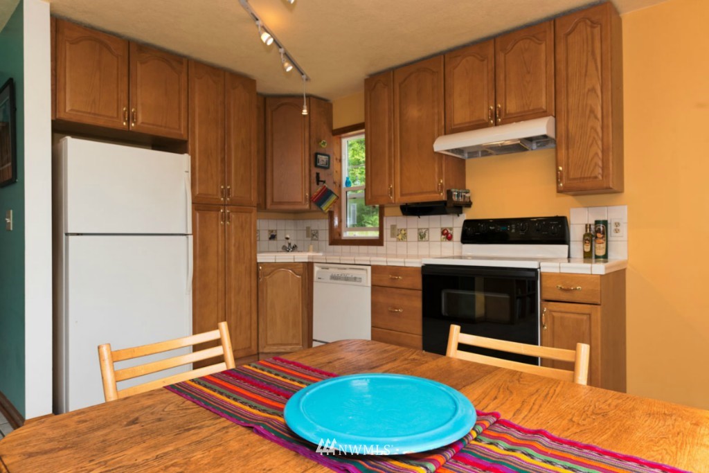 757 Conn Road Coupeville, WA 98239 - Photo 8 of 15 Gallery Image 8
