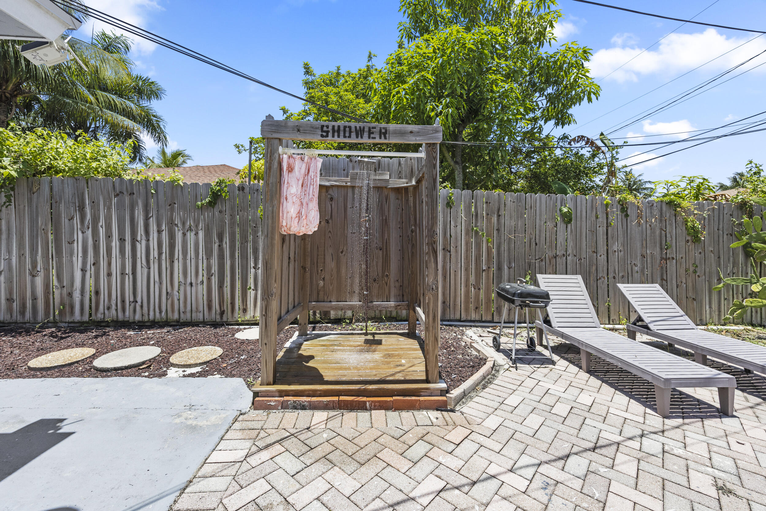 301 Southridge Road Delray Beach, FL 33444 - Photo 23 of 27 453a5714