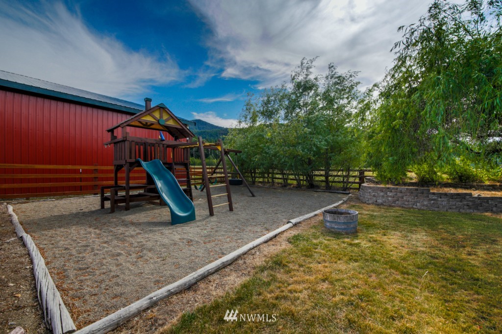 138 Old Cedars Road Cle Elum, WA 98922 - Photo 17 of 25