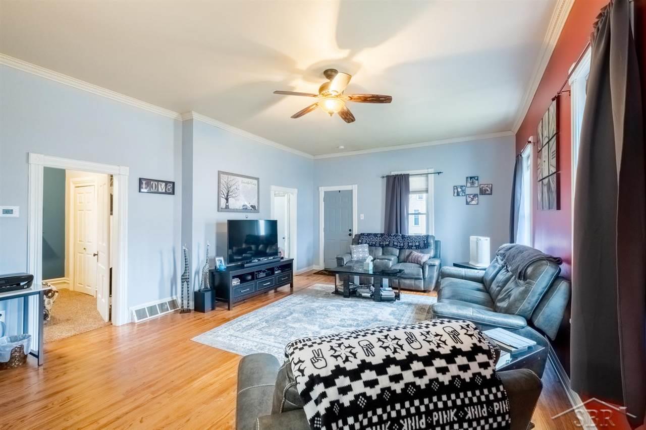1901 3rd Street Bay City, MI 48708 - Photo 9 of 18 50072497-8.JPG