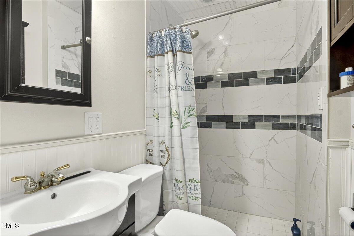 8663 Highway 15 Bullock, NC 27507 - Photo 12 of 32 02-DSC3873