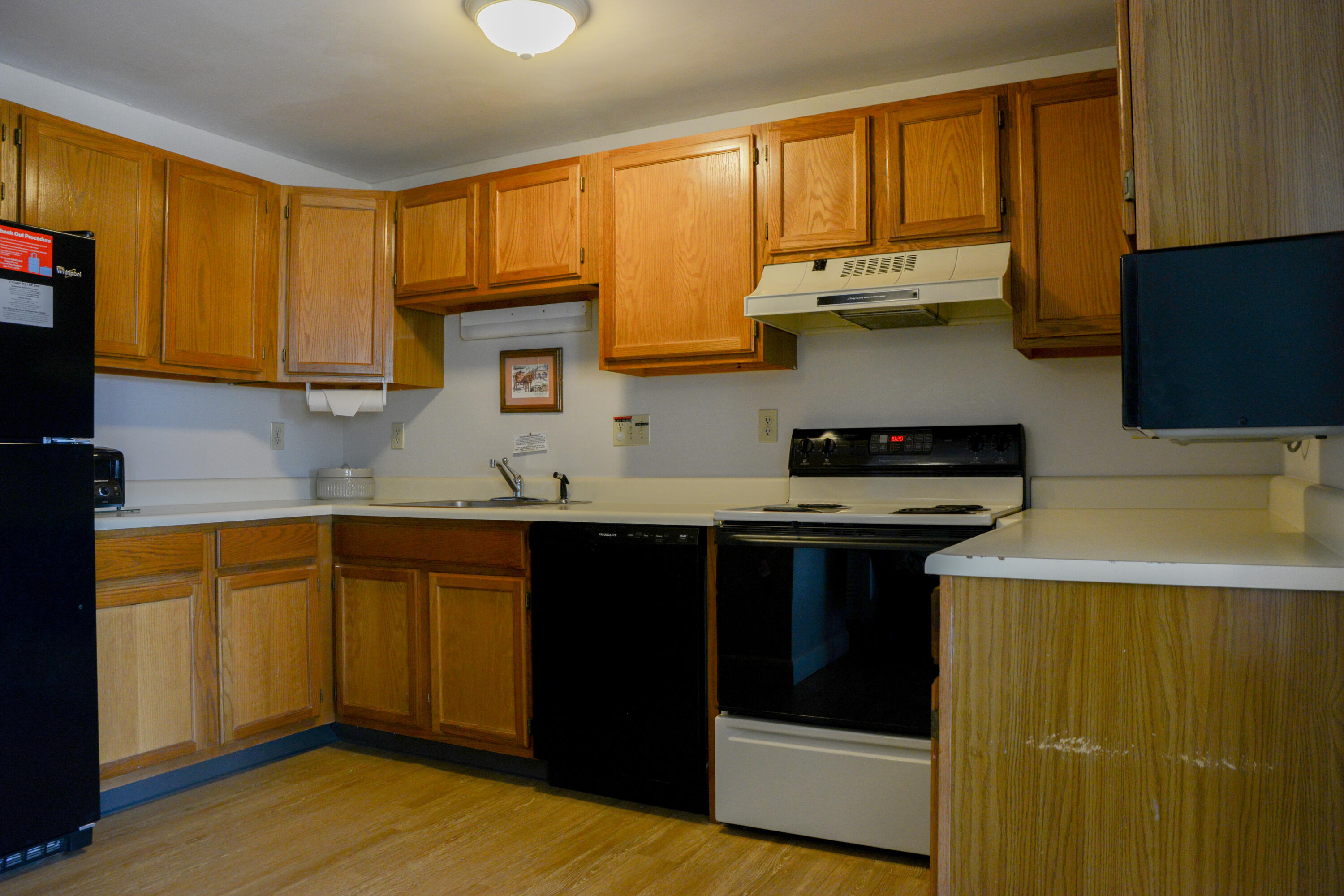 1373 Post Road, Unit 9D Wells, ME 04090 - Photo 4 of 16 Kitchen 1