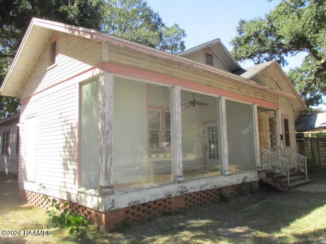 $71,500 | 414 East Main Street, Ville Platte, LA 70586