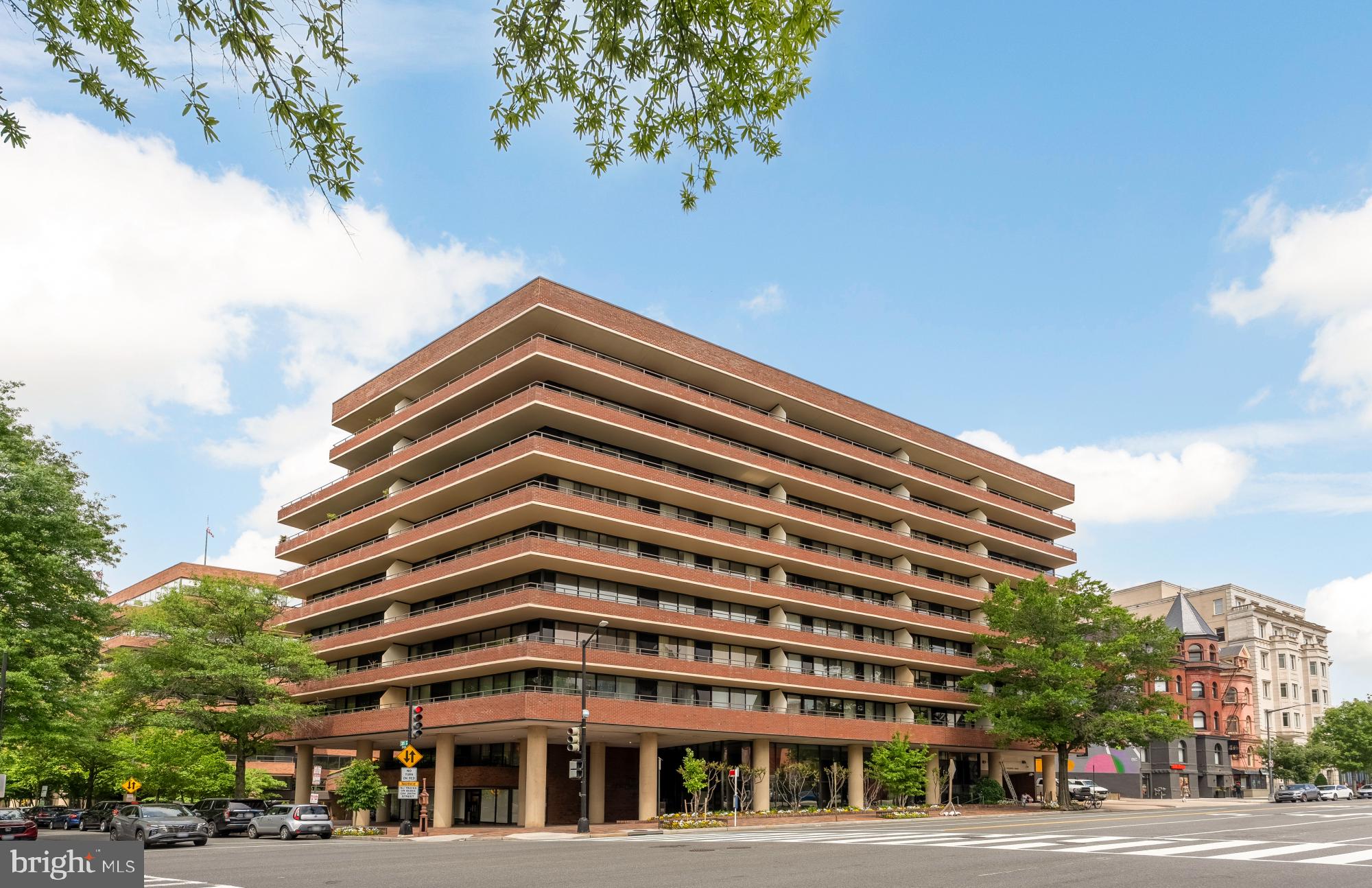 2555 Pennsylvania Avenue Northwest, Unit 617 & 618 Washington, DC 20037 - Photo 2 of 56