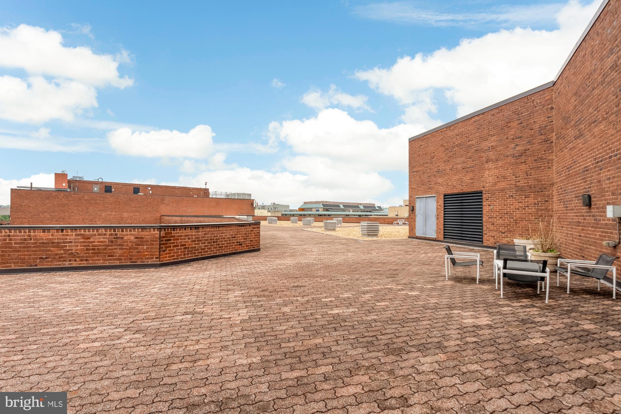 2555 Pennsylvania Avenue Northwest, Unit 617 & 618 Washington, DC 20037 - Photo 51 of 56 Enormous Rooftop