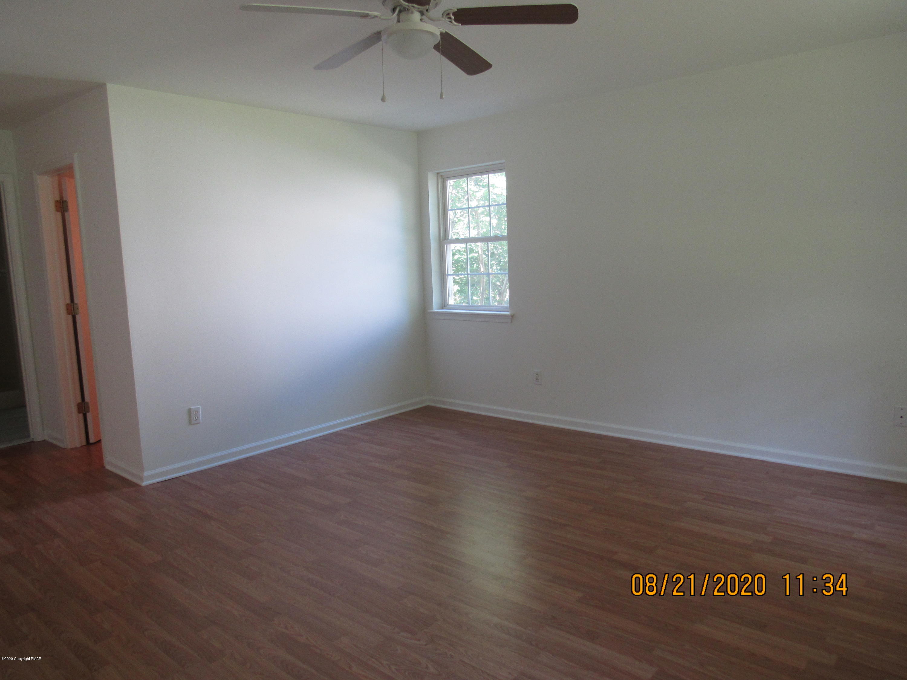 224 Ravenhill Road Tamiment, PA 18371 - Photo 22 of 80 IMG_1663