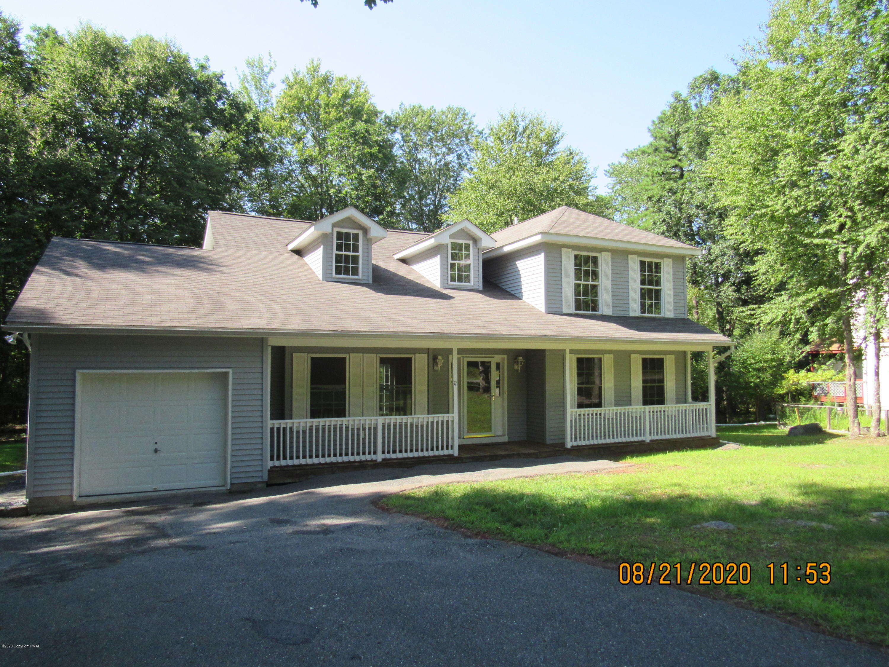 224 Ravenhill Road Tamiment, PA 18371 - Photo 4 of 80 IMG_1734