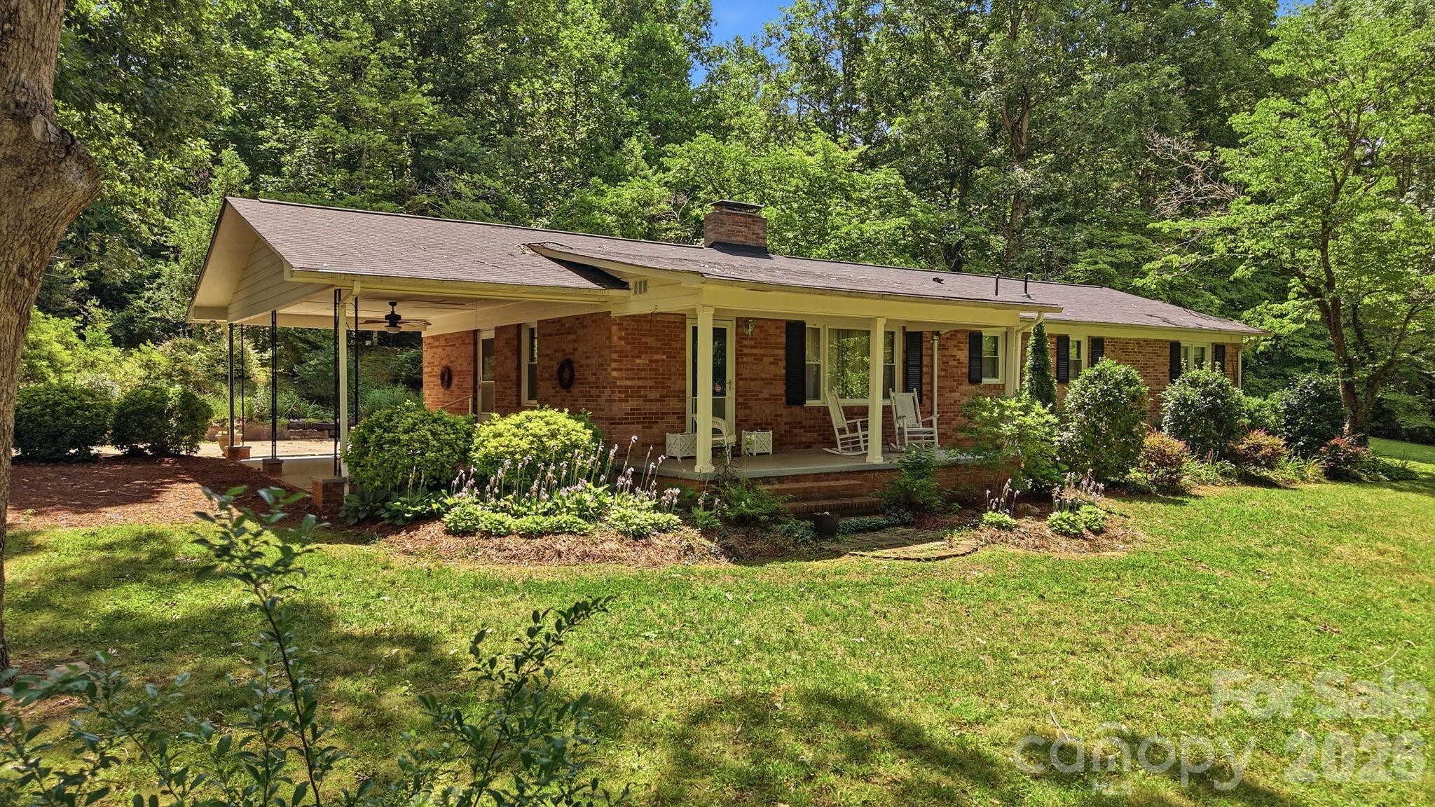 129 Old River Road Marion, NC 28752 - Photo 3 of 28
