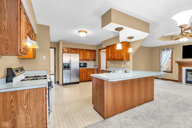 $400,000 | 7574 Williamsburg Drive, Plainfield, IN 46168