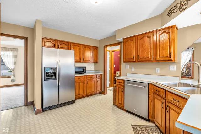 $400,000 | 7574 Williamsburg Drive, Plainfield, IN 46168