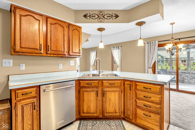 $400,000 | 7574 Williamsburg Drive, Plainfield, IN 46168