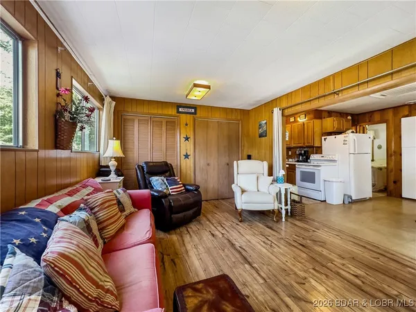 $250,000 | 27066 Marina Lane, Barnett, MO 65011