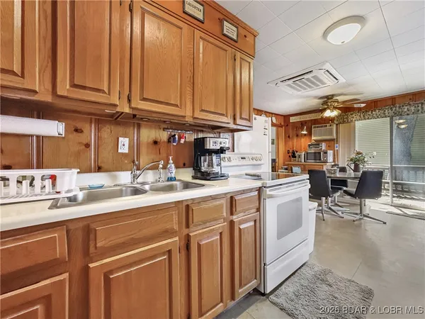 $250,000 | 27066 Marina Lane, Barnett, MO 65011