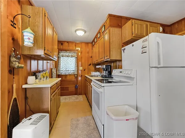 $250,000 | 27066 Marina Lane, Barnett, MO 65011