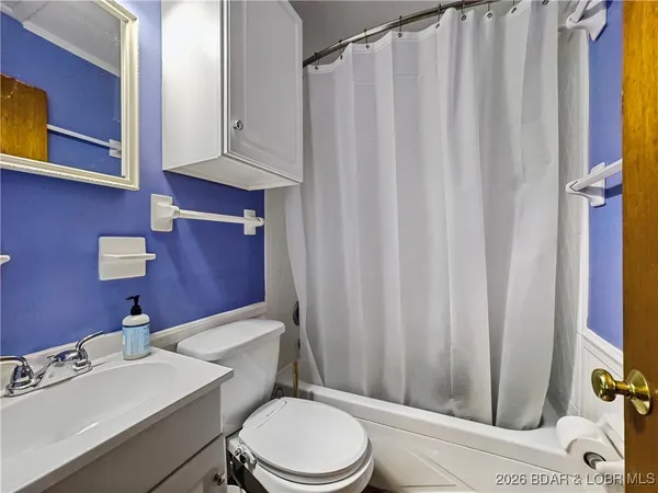 $250,000 | 27066 Marina Lane, Barnett, MO 65011