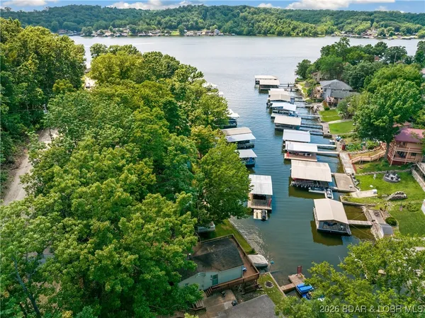 $250,000 | 27066 Marina Lane, Barnett, MO 65011