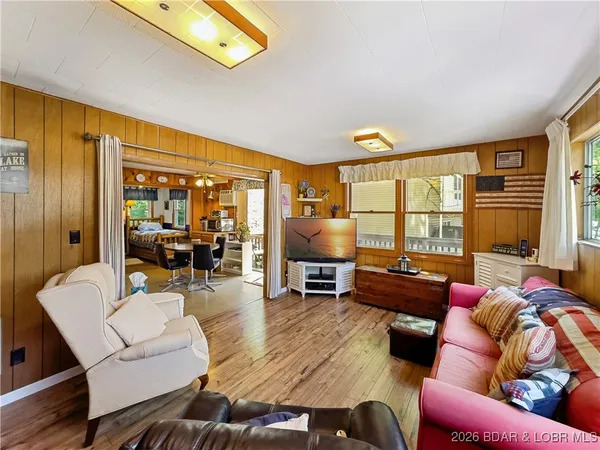 $250,000 | 27066 Marina Lane, Barnett, MO 65011