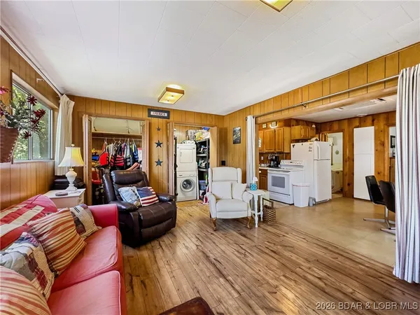 $250,000 | 27066 Marina Lane, Barnett, MO 65011