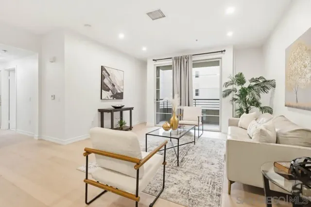 $580,000 | 1465 C Street, Unit 3508, San Diego, CA 92101